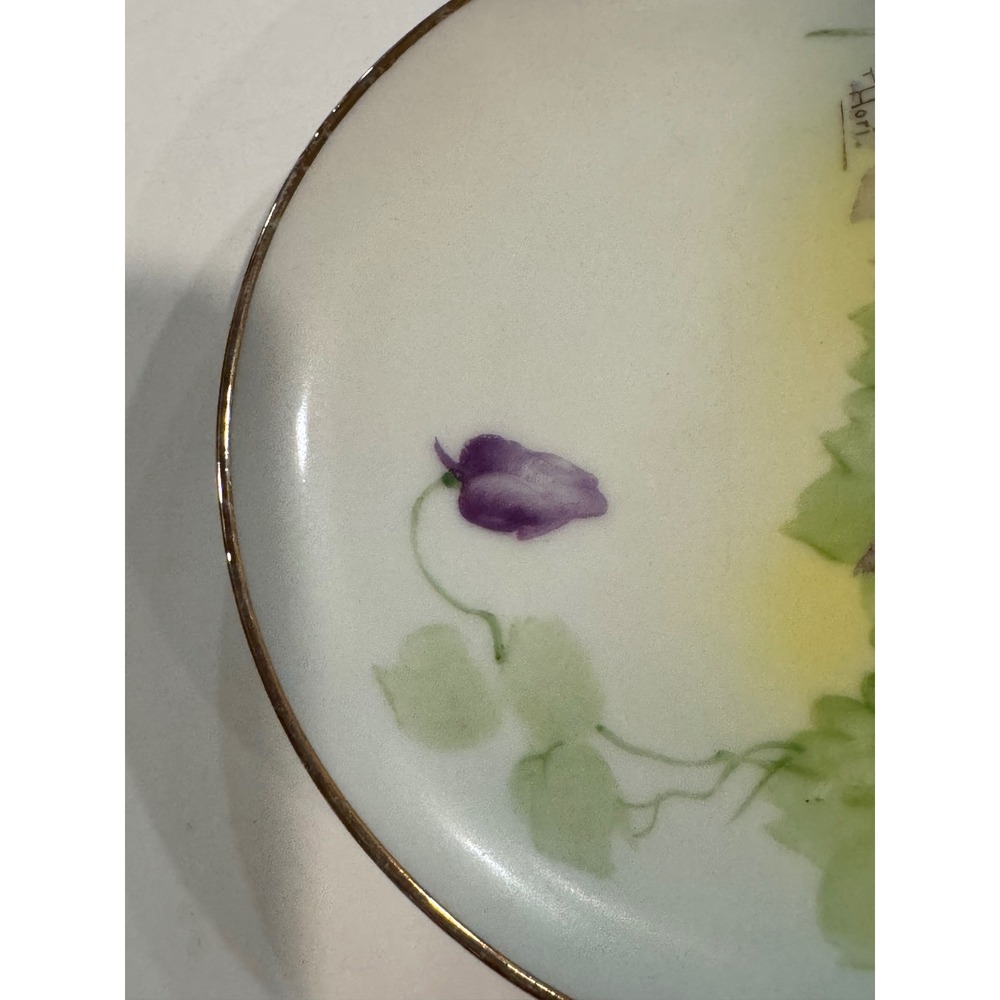 Meito China Hand Painted Floral Plate Purple  Gold Rim T Hori Japan 7.75in - Picture 3 of 6